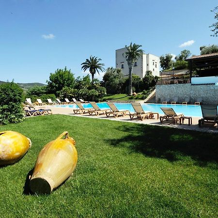 Agriturismo Torre Dei Preti Peschici Bagian luar foto